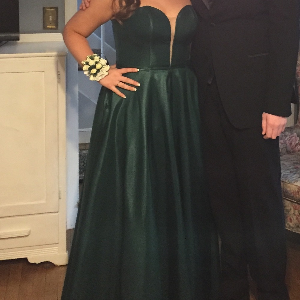 PROM DRESS